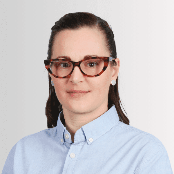 Németh Renáta, a THEIT munkatársa